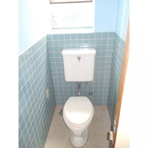 岐阜市梅ケ枝町３丁目の住宅付店舗一部のトイレ|2階　洋式トイレ