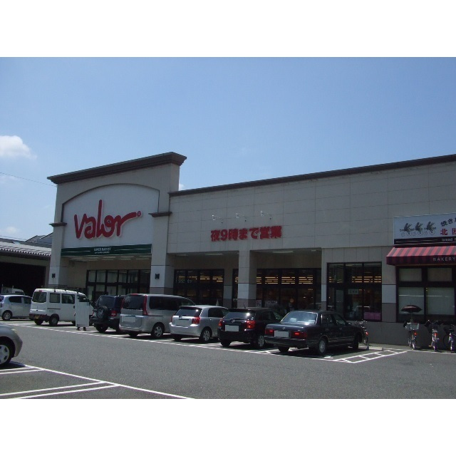 岐阜市梅ケ枝町３丁目の住宅付店舗一部の周辺|バロー都通店