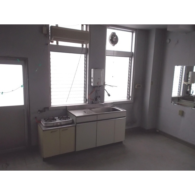 岐阜市若宮町５丁目の事務所のキッチン