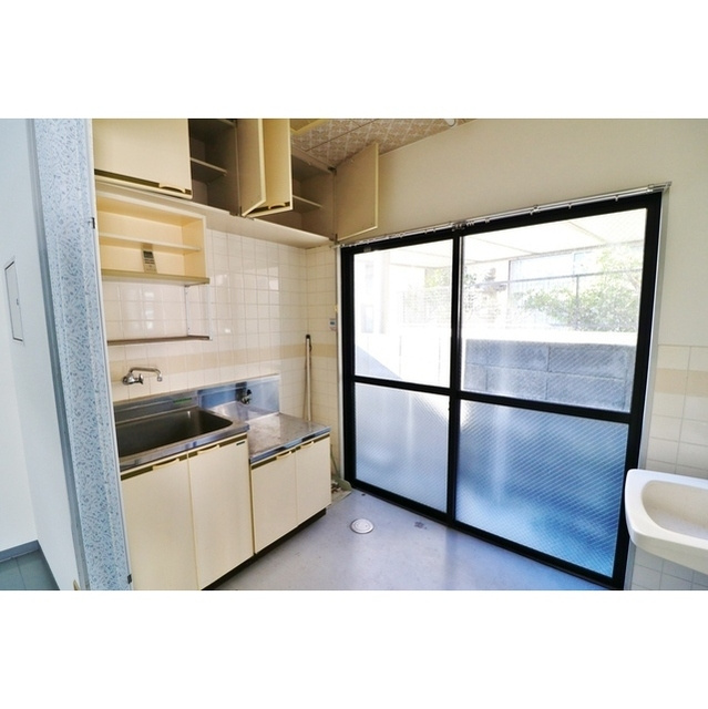 岐阜市魚屋町の事務所のキッチン