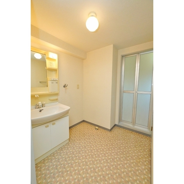 ラカーサ　アルタの洗面所|洗面所