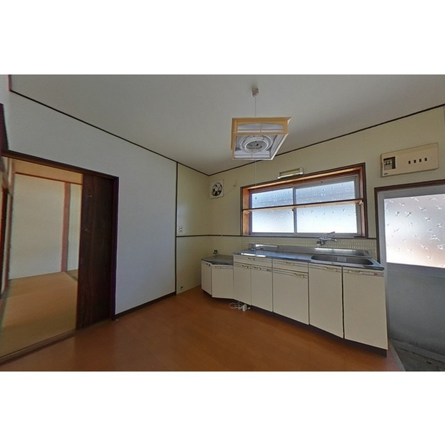 岐阜市長良福江町１丁目の一戸建てのキッチン