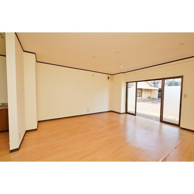 岐阜市西野町５丁目の事務所の内装