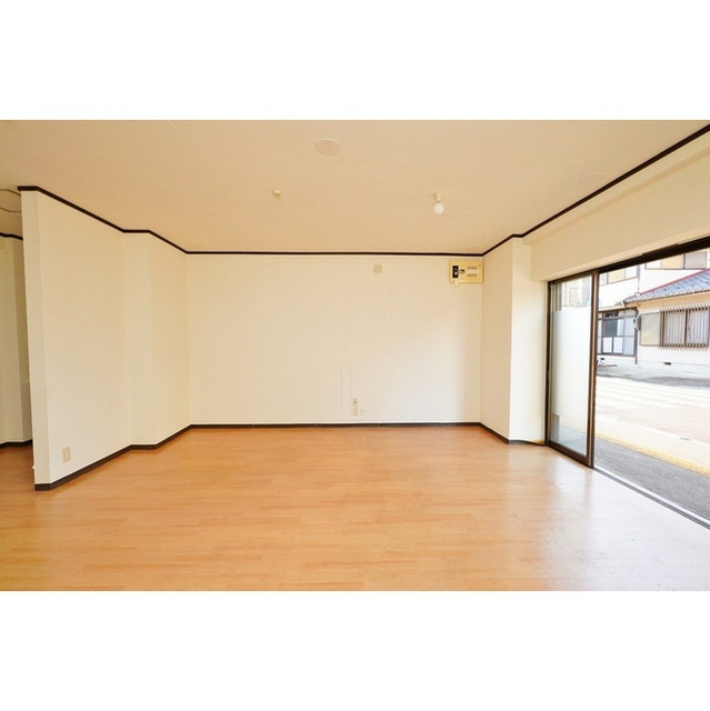 岐阜市西野町５丁目の事務所の内装