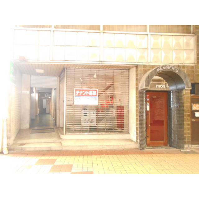 岐阜市小柳町の店舗一部の外観