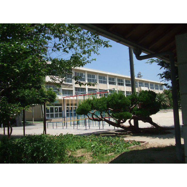 岐阜市吉津町１丁目の事務所の周辺|白山小学校