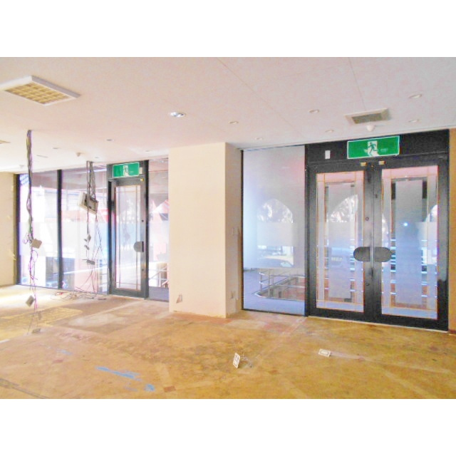 マイルストーンズの内装