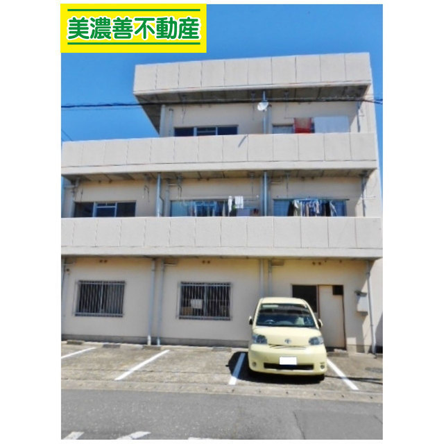 早苗第一ビルの外観