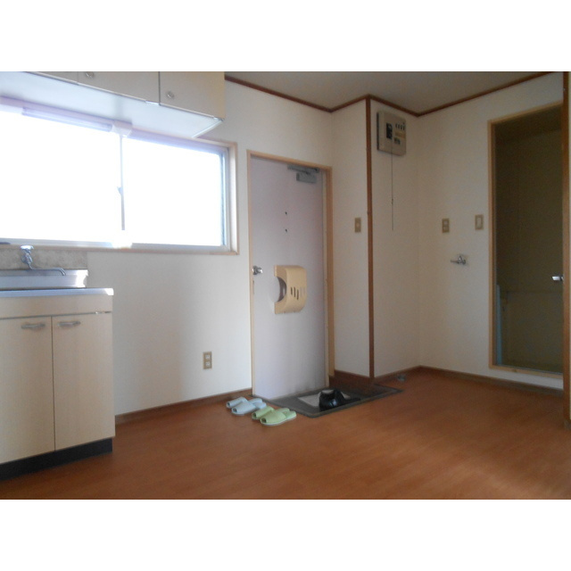 コーポみどりの居間・リビング|K5帖