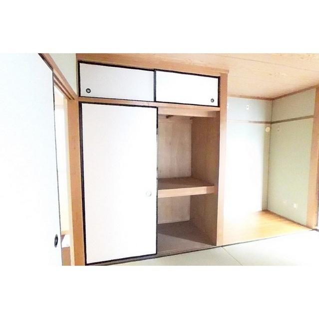 第２サンハイツ戸崎の収納