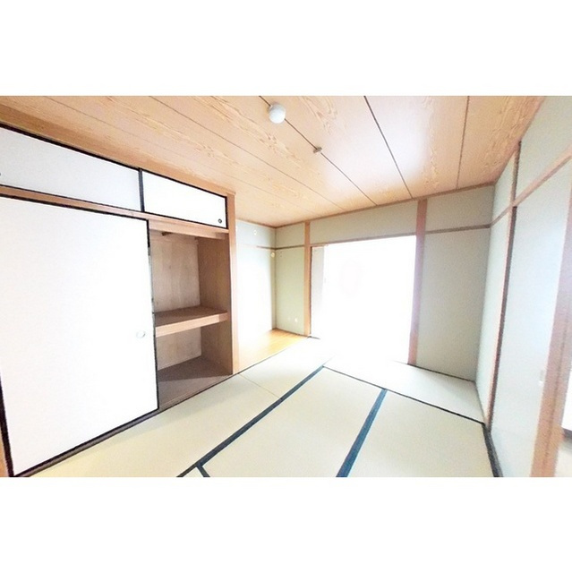 第２サンハイツ戸崎の居間・リビング