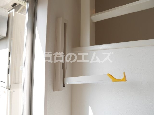 【設備】 | Ｄｅａｒ　Ｃｏｕｒｔ　Ｋ | Ｄｅａｒ　Ｃｏｕｒｔ　Ｋの室内物干し
