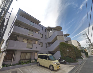【外観】 | 3階部分・南西向きにつき陽当り・通風・眺望良好
暮らしやすさと機能性が調和したベーシックな3LDK♪