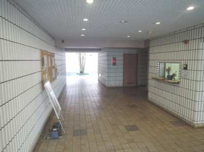 【その他共用部分】 | コスモ西谷 | 管理人室
管理人は日勤勤務につき管理体制です。