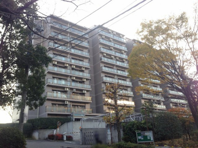 【外観】 | 横浜星の丘ビューシティA棟 | 総戸数567戸のビックコミュニティ！
8階二面バルコニーにつき日照・通風・眺望良好。