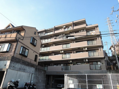 【外観】 | アークプラザ寺尾台 | 南向きで日差し溢れるリビング＆居室二部屋。室内一部リフォーム済
全31戸落着きのある暮らしが望めます♪