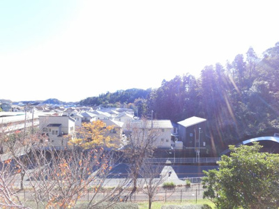 【展望】 | シティ能見台つどいの街五番館 | 物件からの眺望です。
とっても開放感があり緑が豊富なので癒されます。