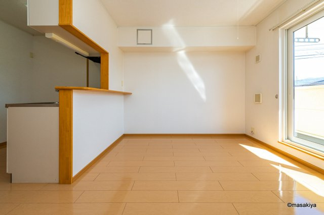 メゾン ロータスの居間・リビング