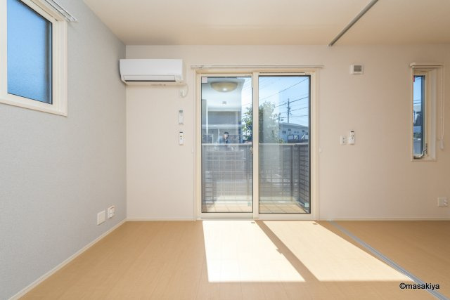 IRシンシアⅡの居間・リビング