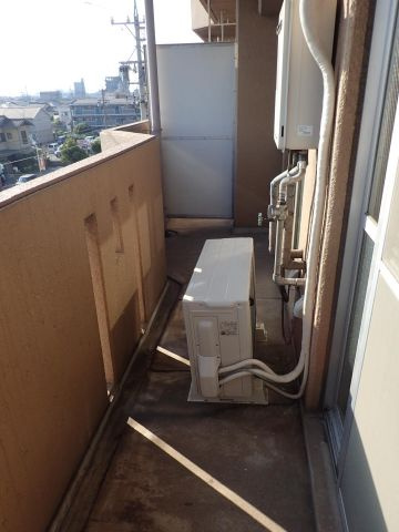 第二新海マンションのバルコニー
