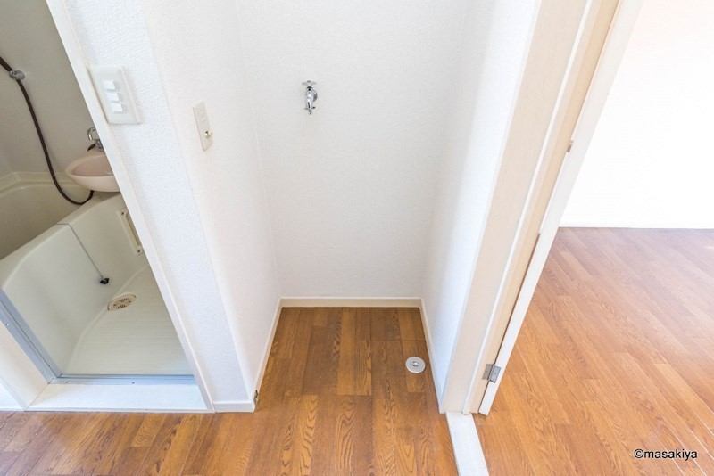 アバンダントハイツの洗面所|洗濯機置き場