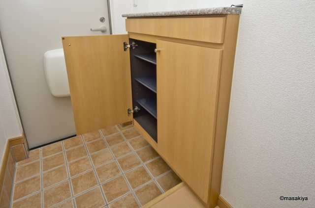 グランソレイユの玄関