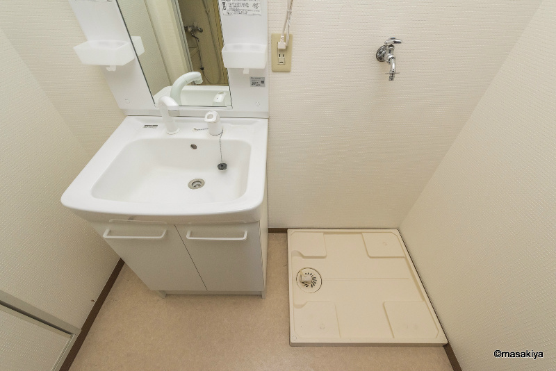 セジュール8たなかの洗面所|洗面・脱衣　シャンプードレッサー付き。