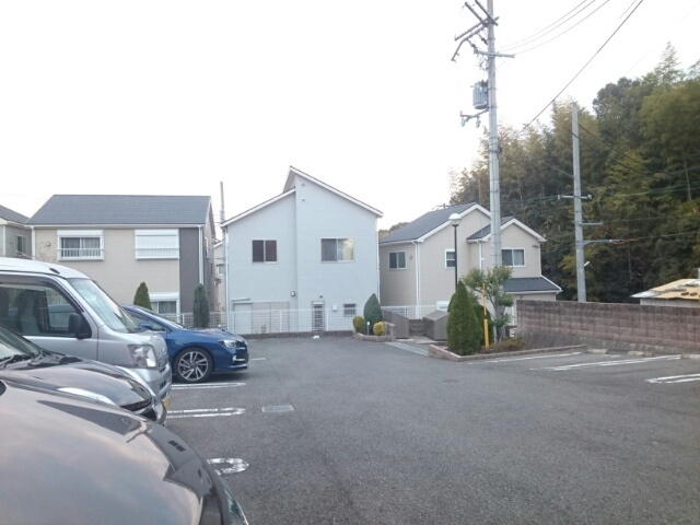 ハーモニーの駐車場