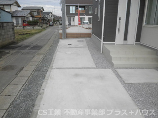 【駐車場】 | 駐車場があるので、車を買う予定の方も安心です