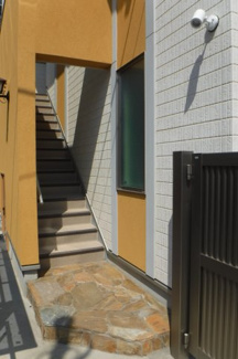 【エントランス】