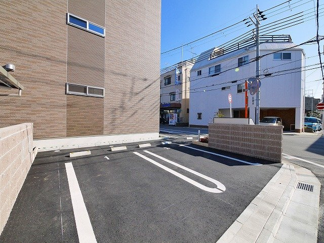 サンセレノ　トレの駐車場|駐車場完備です