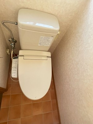 アイコーポのトイレ|落ち着いたトイレです