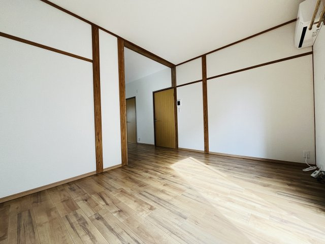 アイコーポの居間・リビング