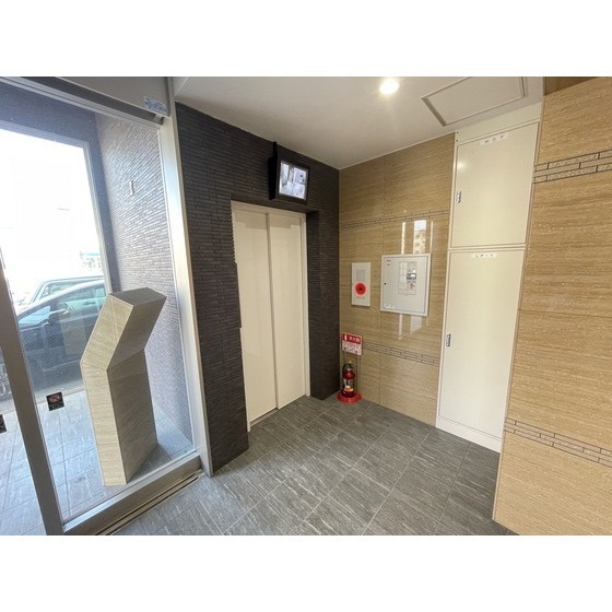 熊本市中央区京町２丁目の賃貸マンションのロビー