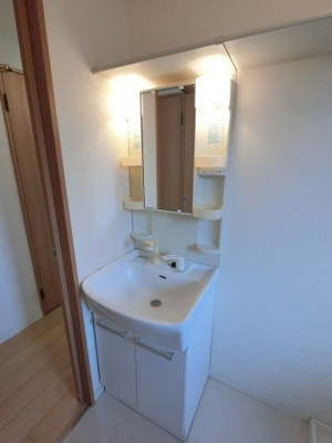 【独立洗面台】 | シャンテ