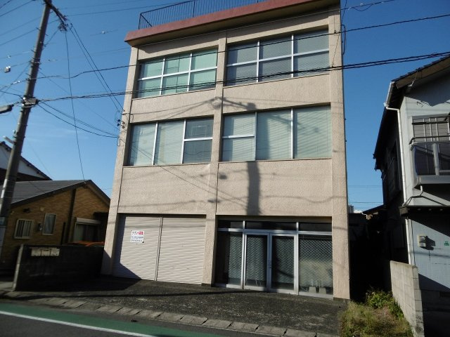 八幡町事務所3階