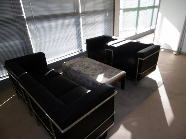  | 八幡町事務所3階