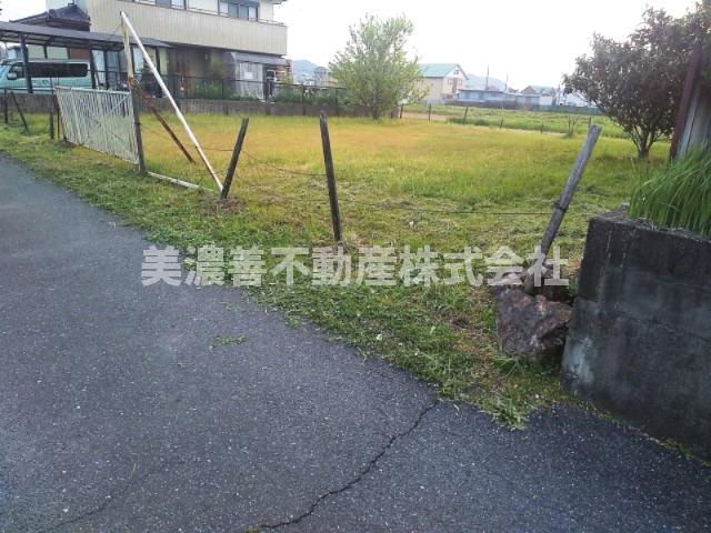 ５０４２８　岐阜市東改田鶴田土地