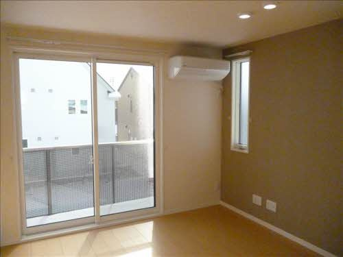 ベルジュルネの居間・リビング