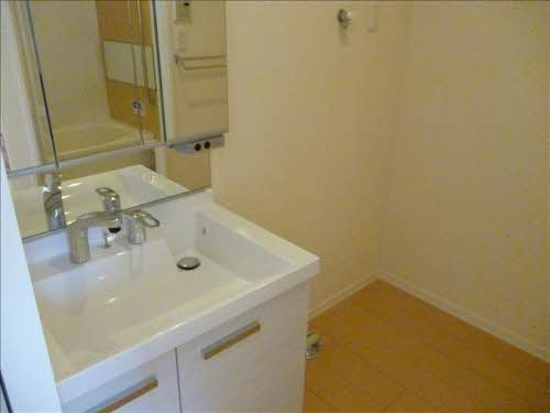 ベルジュルネの独立洗面台