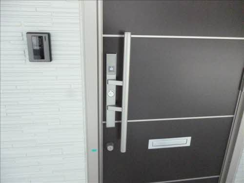 ベルジュルネの玄関