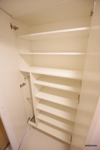 エスリード難波ザ・ゲート　仲介手数料無料の収納