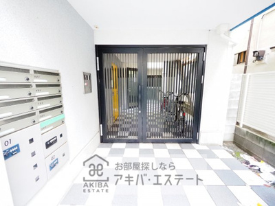 【エントランス】 | ｂ’ＣＡＳＡ　Ｄｅ　ｓｔｉｊｌ　Ｉｒｉｙａ