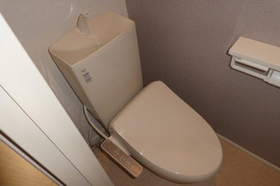 【トイレ】 | ラ・フレーズC | シャワー付きトイレ