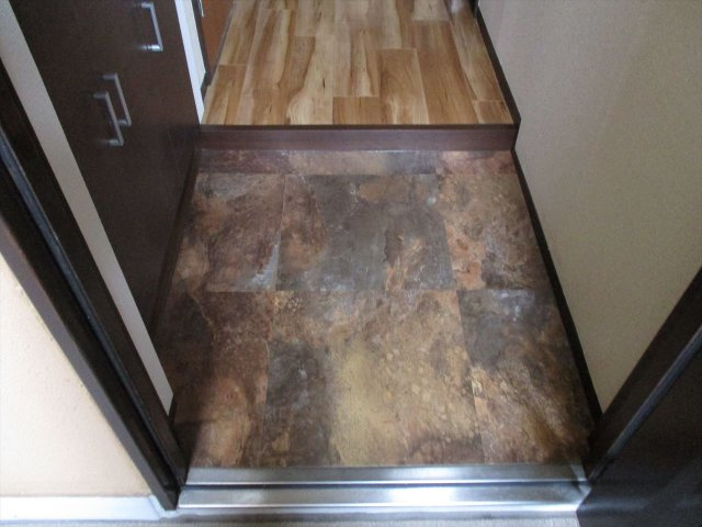 ファンシービル岩間｜名古屋市の賃貸ならMy賃貸の玄関|ファンシービル岩間