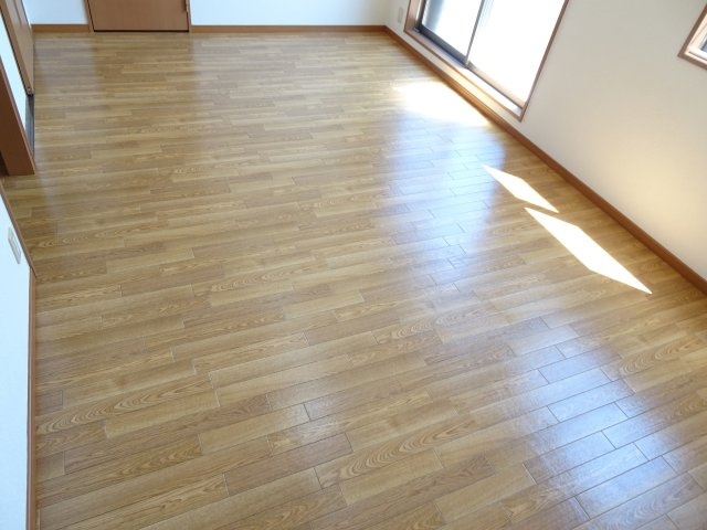 サニーウェルの洋室