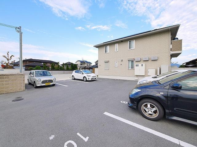 ビアン　シャンテの駐車場|駐車場に車を止められます