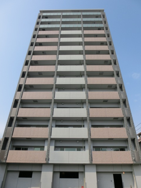 大阪市淀川区新高３丁目の賃貸マンションの外観