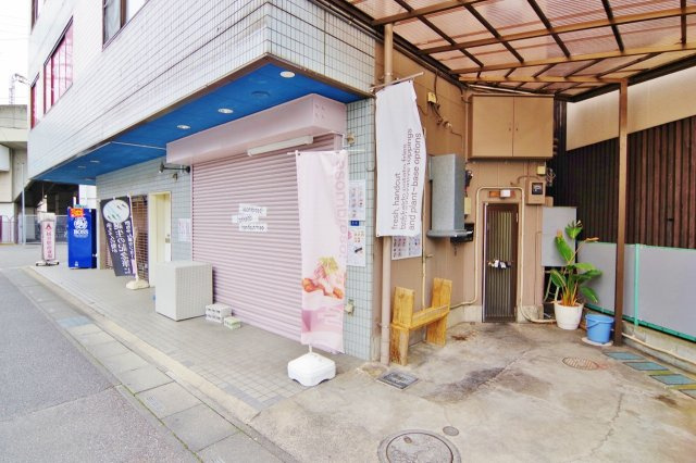 カドヤビルの外観