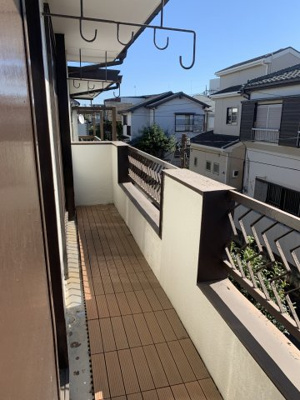 【バルコニー】 | 学園貸家2号棟 | 陽当たり良好なバルコニーです
